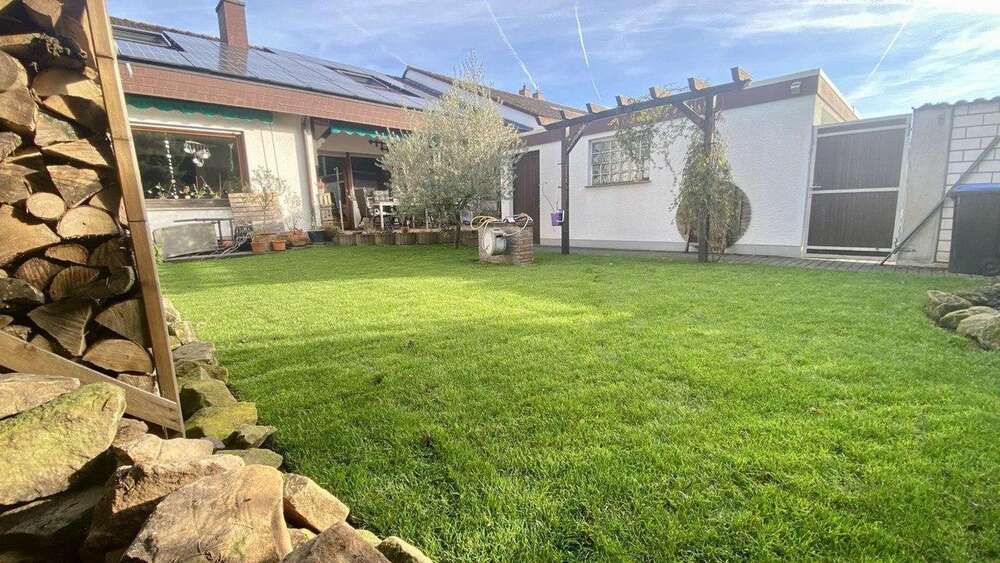 Thumbnail-Haus zum Kaufen in Limburgerhof 839.000,00 € 180 m²