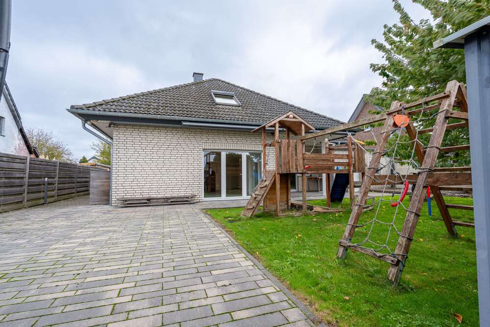 Thumbnail-Haus zum Kaufen in Schwalmtal 559.000,00 € 202 m²