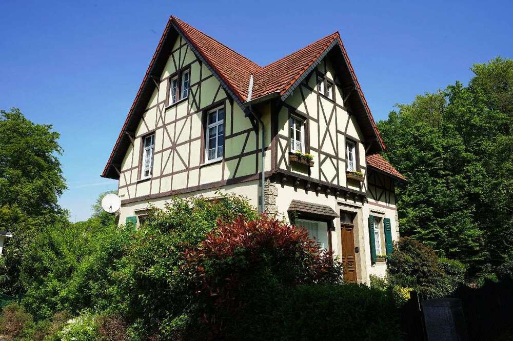 Thumbnail-Haus zum Kaufen in Leverkusen 595.000,00 € 128 m²