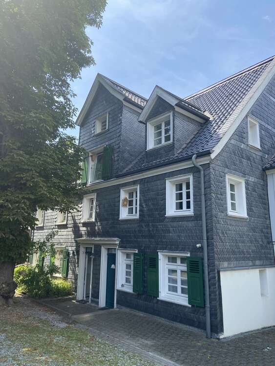 Thumbnail-Wohnung zum Mieten in Wuppertal 590,00 € 97 m²