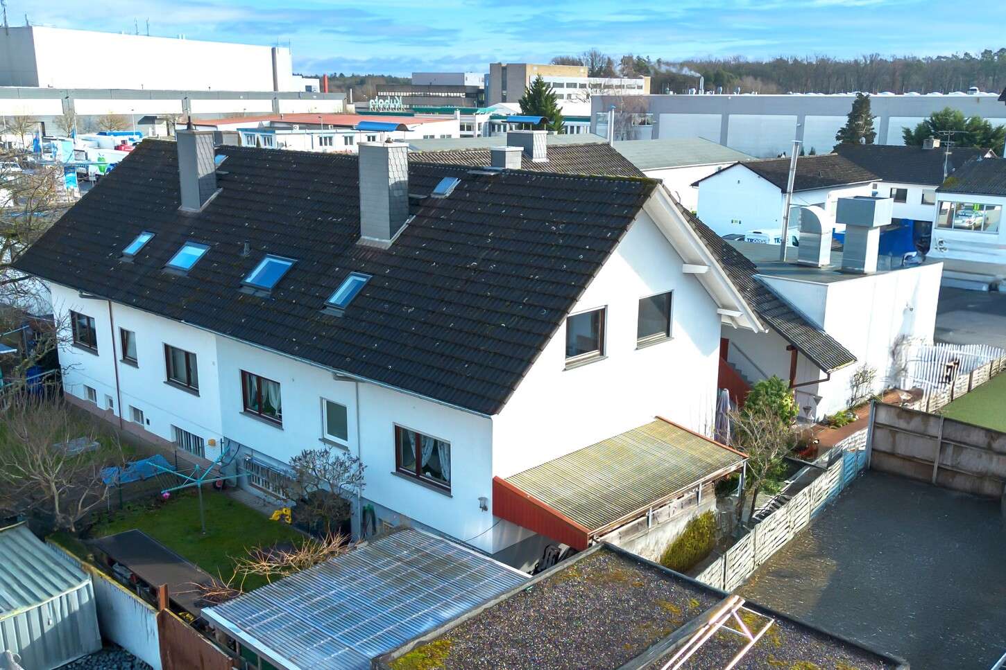 Thumbnail-Haus zum Kaufen in Rodgau 649.000,00 € 250 m²