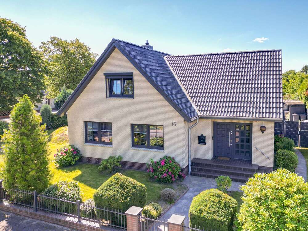 Thumbnail-Haus zum Kaufen in Glinde 618.000,00 € 119 m²