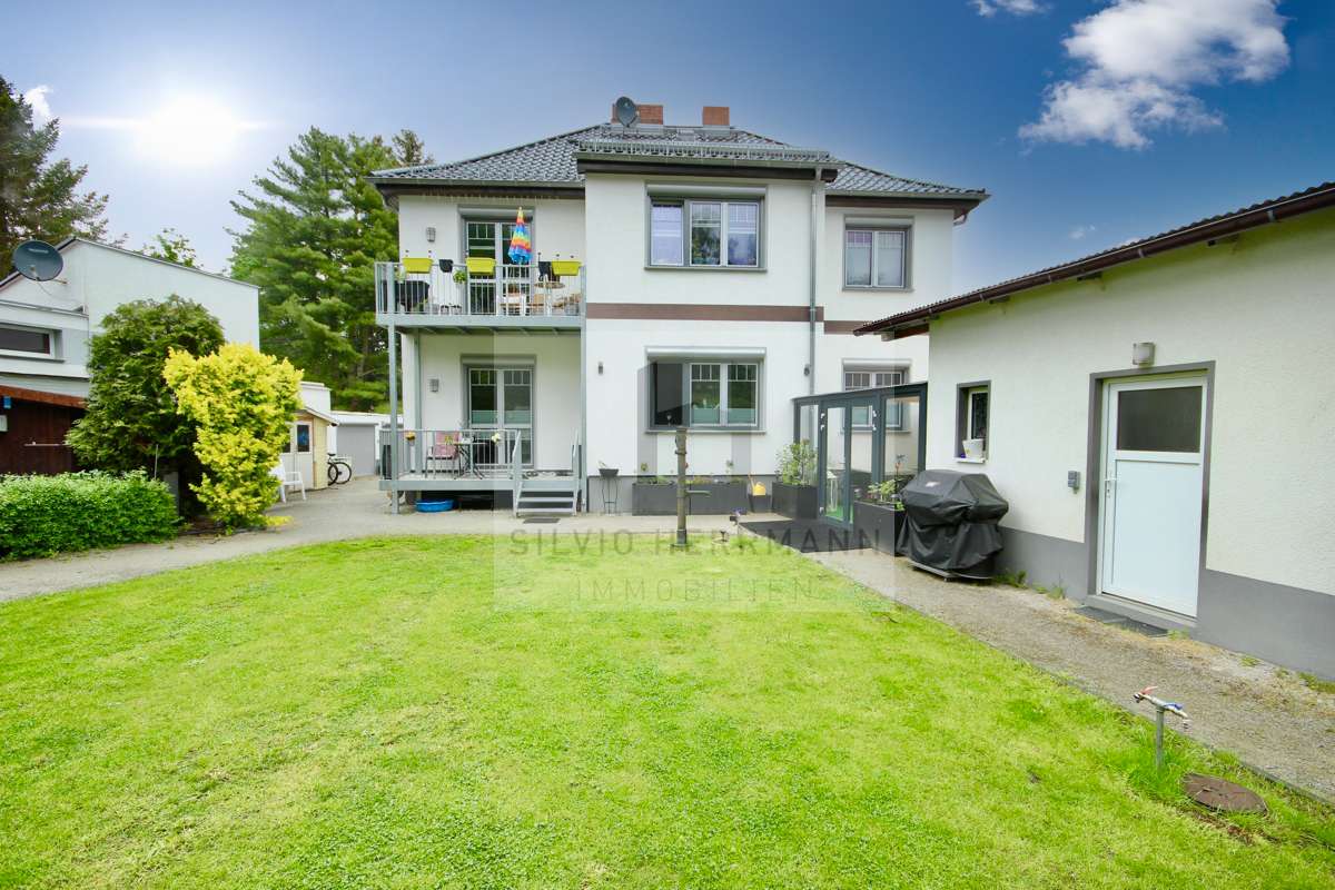 Thumbnail-Haus zum Kaufen in Königs Wusterhausen Wernsdorf 760.000,00 € 184 m²
