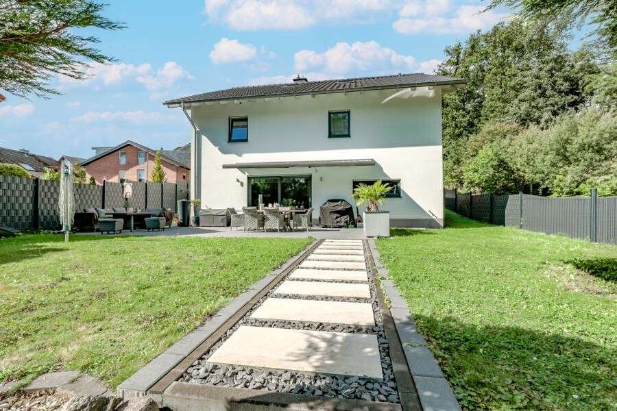 Thumbnail-Haus zum Kaufen in Windhagen 629.000,00 € 155 m²