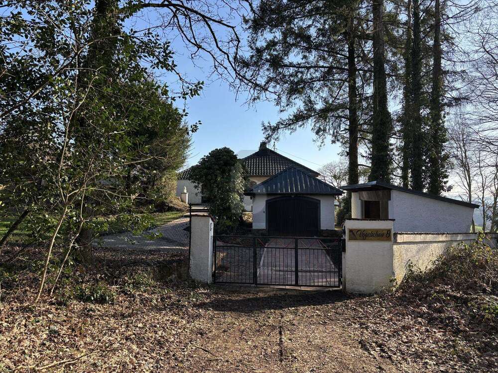 Thumbnail-Haus zum Kaufen in Losheim am See 289.000,00 € 140 m²