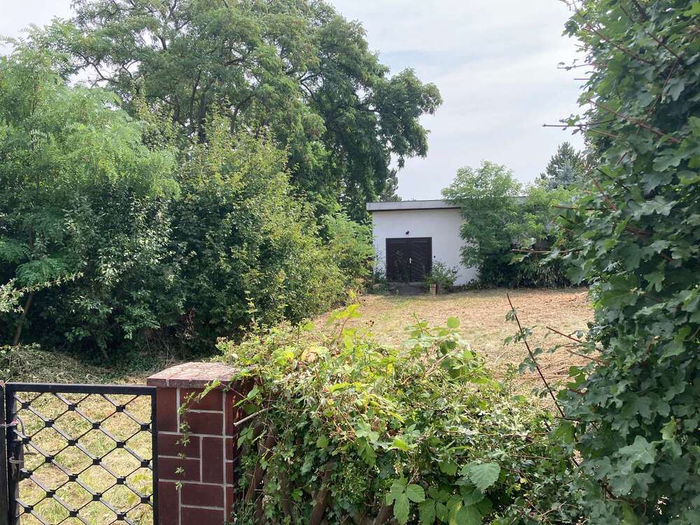 Thumbnail-Grundstück zu verkaufen in Großpösna 300.000,00 € 1000 m²