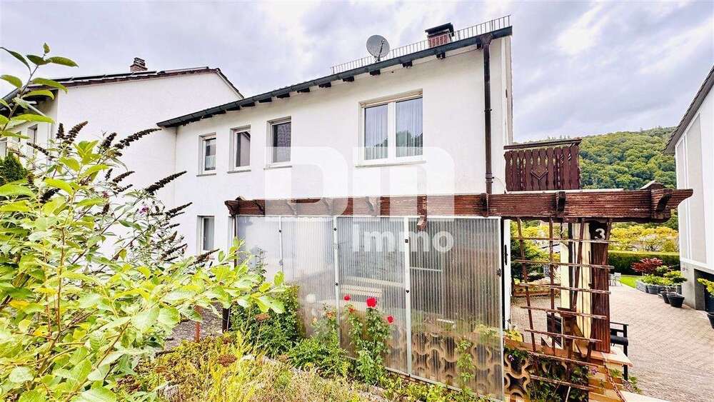 Thumbnail-Haus zum Kaufen in Bad Karlshafen 124.900,00 € 152 m²