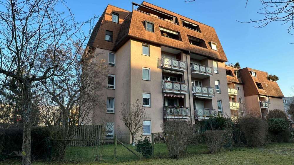 Thumbnail-Wohnung zum Kaufen in Waiblingen 120.000,00 € 35 m²