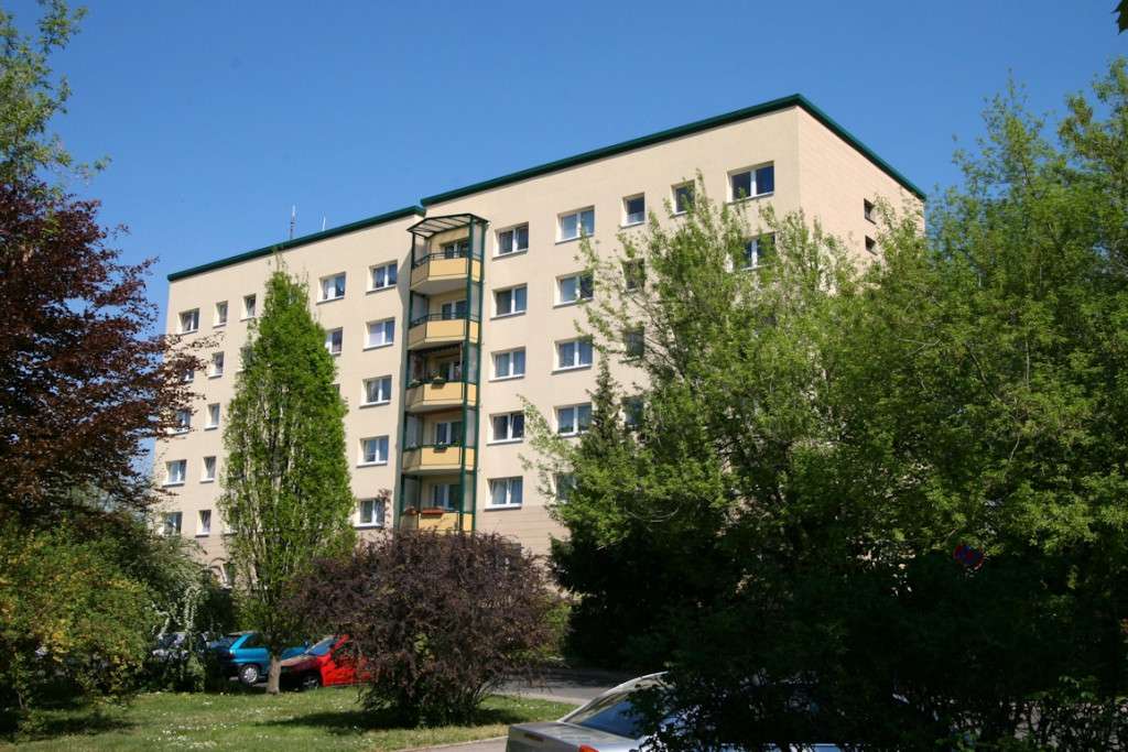 Thumbnail-Wohnung zum Mieten in Altenburg 420,00 € 65.5 m²
