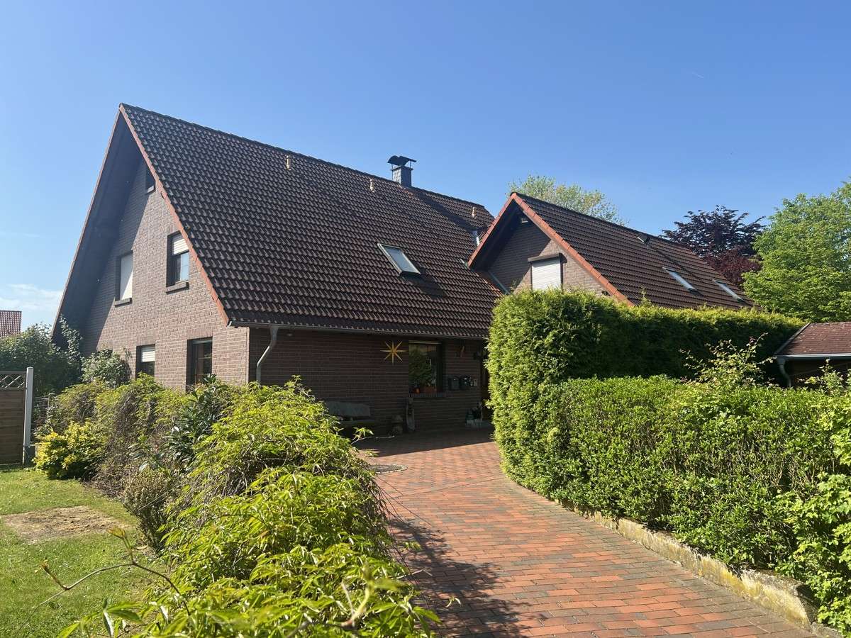 Thumbnail-Haus zum Kaufen in Auhagen 450.000,00 € 195 m²