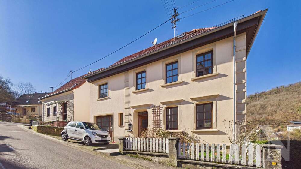 Thumbnail-Haus zum Kaufen in Ruthweiler 215.000,00 € 195.36 m²