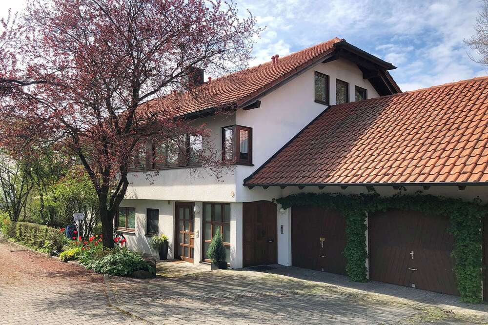 Thumbnail-Haus zum Kaufen in Erbach 849.500,00 € 250 m²