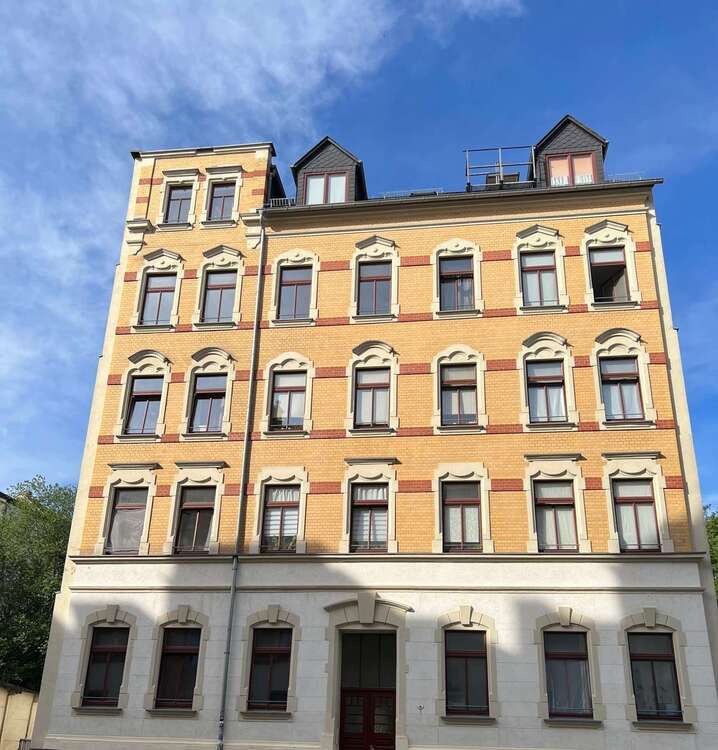 Thumbnail-Wohnung zum Kaufen in Chemnitz 90.000,00 € 81.44 m²