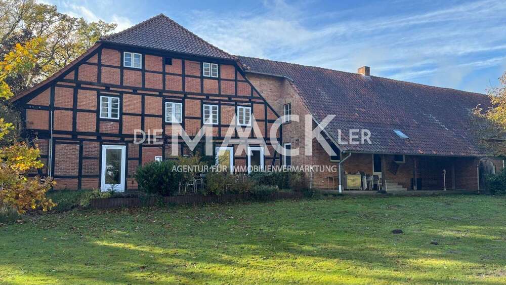 Thumbnail-Haus zum Mieten in Dannenberg (Elbe) 2.500,00 € 460.07 m²
