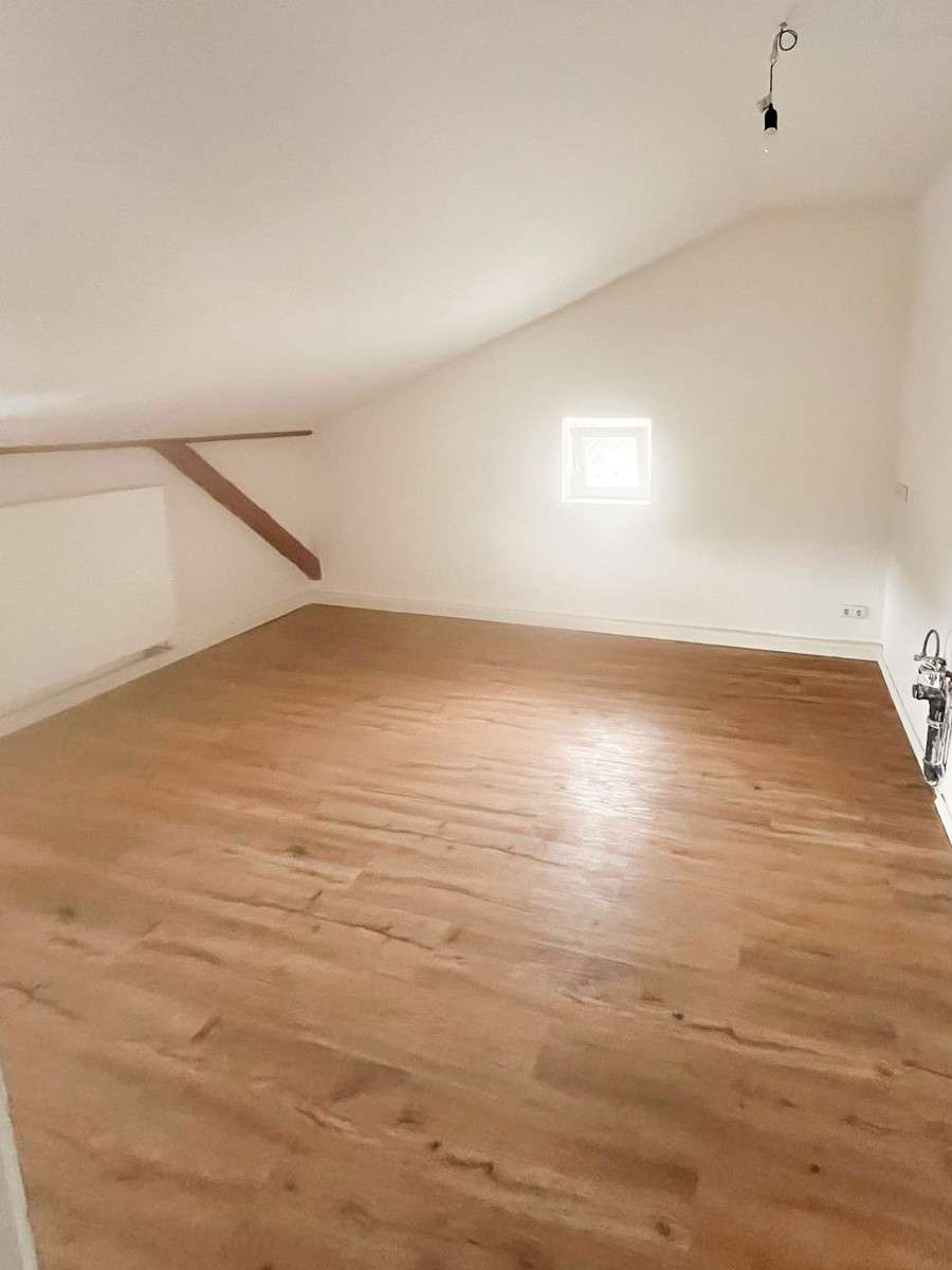 Thumbnail-Wohnung zum Mieten in Kamenz 250,00 € 74 m²