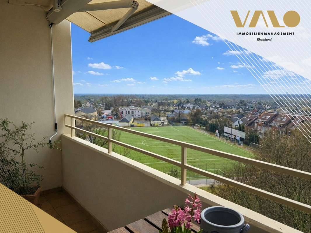 Thumbnail-Wohnung zum Kaufen in Bergisch Gladbach 199.000,00 € 104.3 m²