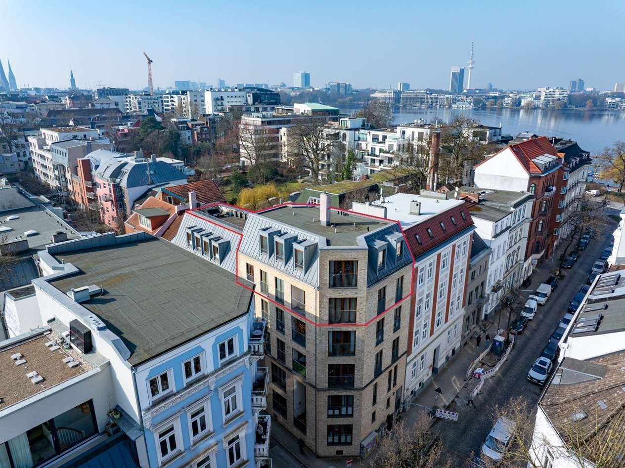 Thumbnail-Wohnung zum Kaufen in Hamburg 2.352.000,00 € 210 m²