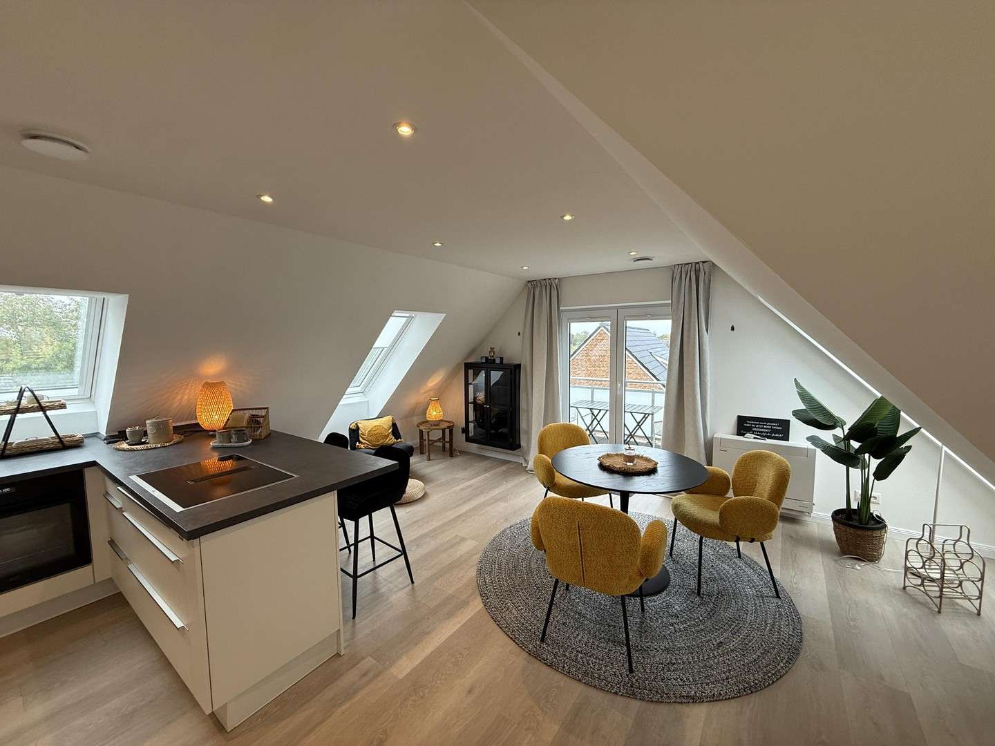 Thumbnail-Wohnung zum Mieten in Moorrege 1.900,00 € 75 m²