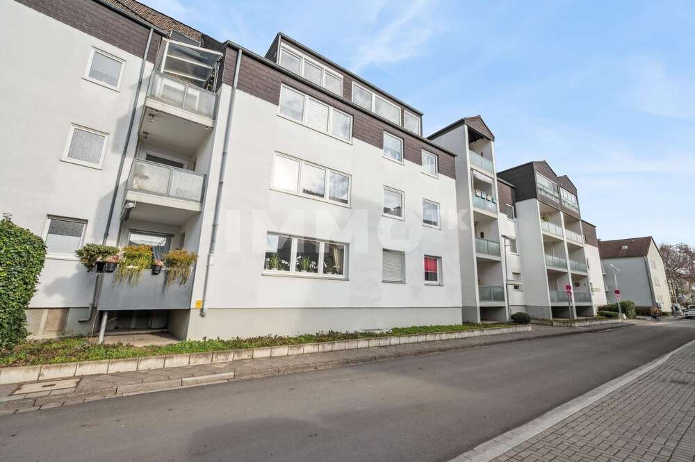 Thumbnail-Wohnung zum Kaufen in Düsseldorf 309.000,00 € 81 m²