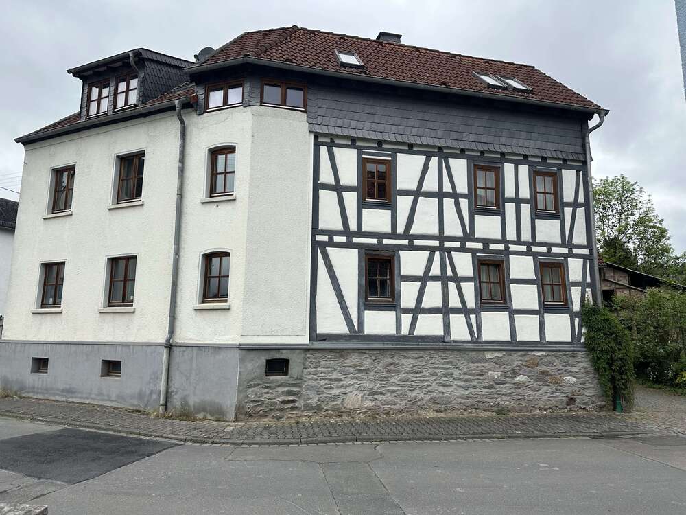 Thumbnail-Haus zum Kaufen in Elz 580.000,00 € 270 m²
