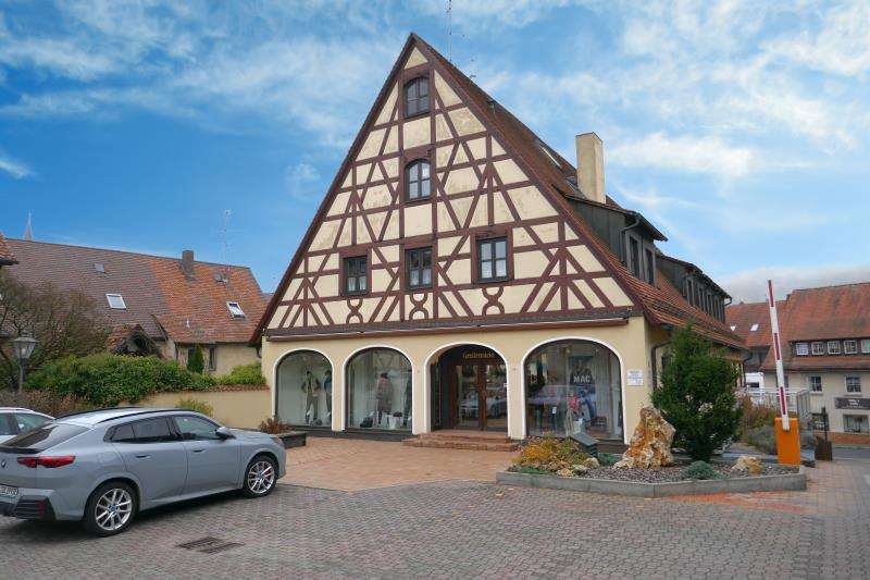 Thumbnail-Einzelhandel in Schnaittach 2.240,00 € 280 m²