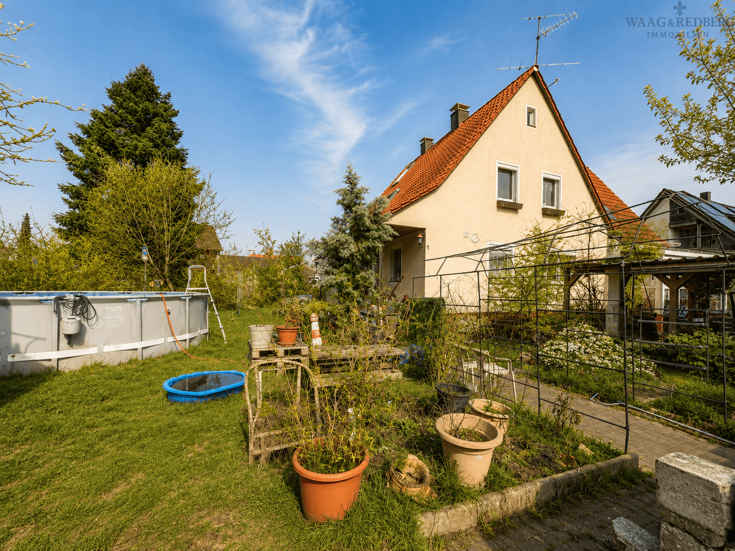 Thumbnail-Haus zum Kaufen in Uttenreuth 549.000,00 € 150 m²