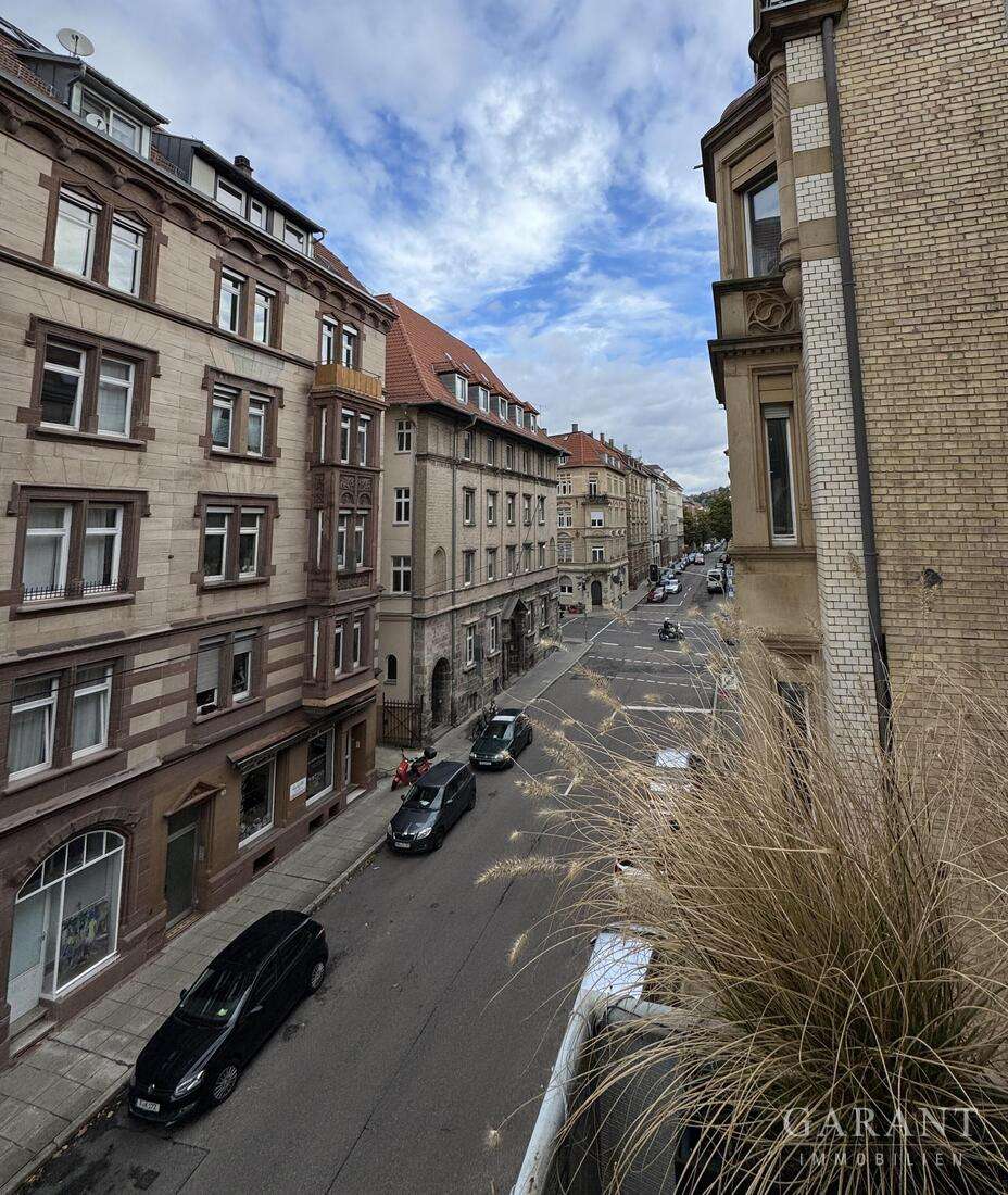 Thumbnail-Haus zum Kaufen in Stuttgart 2.240.000,00 € 490 m²
