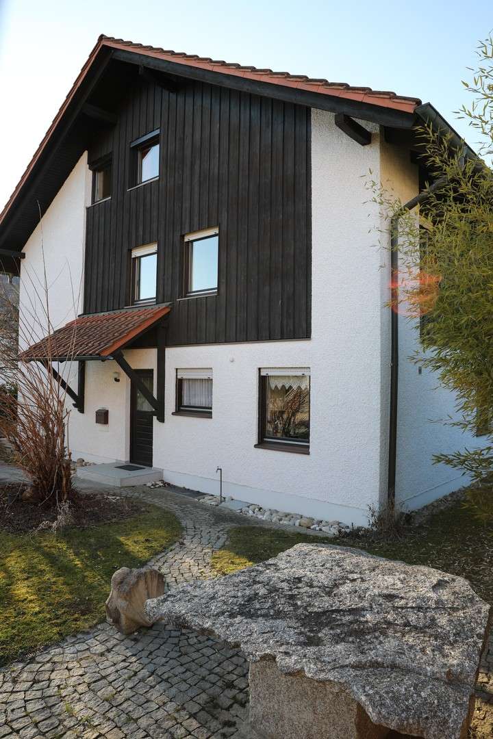 Thumbnail-Haus zum Kaufen in Passau 395.000,00 € 137.51 m²