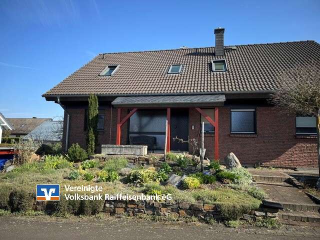 Thumbnail-Haus zum Kaufen in Irmenach 299.000,00 € 195 m²