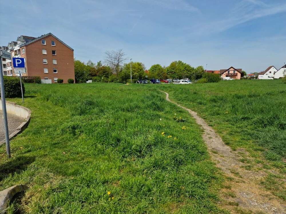 Thumbnail-Grundstück zu verkaufen in Schkeuditz 2.400.000,00 € 9783 m²