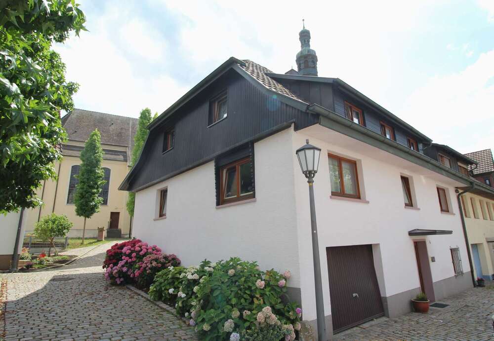 Thumbnail-Haus zum Kaufen in Seelbach 375.000,00 € 187.52 m²