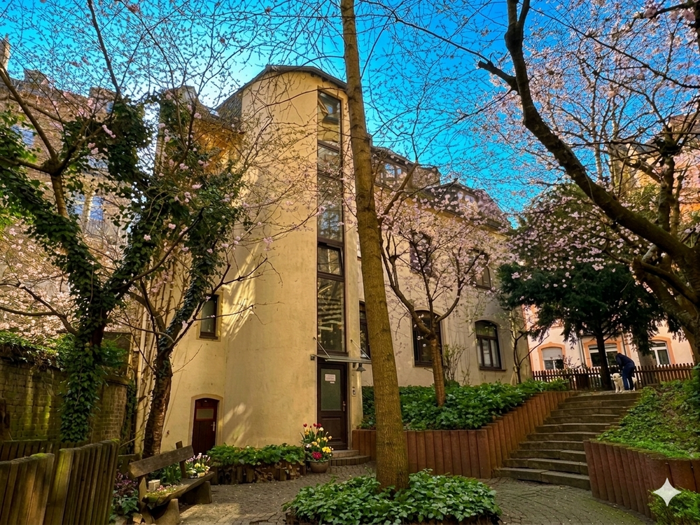 Thumbnail-Wohnung zum Kaufen in Wiesbaden 256.000,00 € 71.71 m²