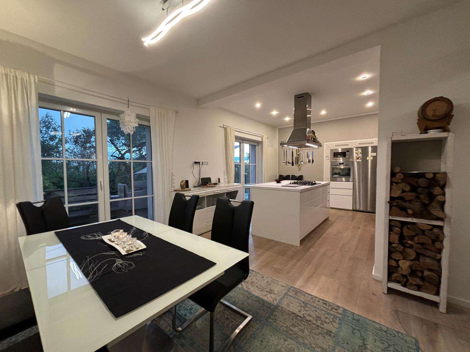 Thumbnail-Haus zum Kaufen in Wiesbaden 1.150.000,00 € 174 m²