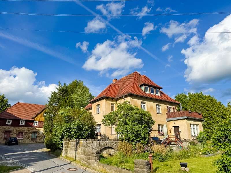 Thumbnail-Haus zum Kaufen in Neustadt 340.000,00 € 305.46 m²