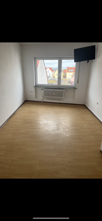Thumbnail-Wohnung zum Mieten in Ludwigshafen 350,00 € 15 m²