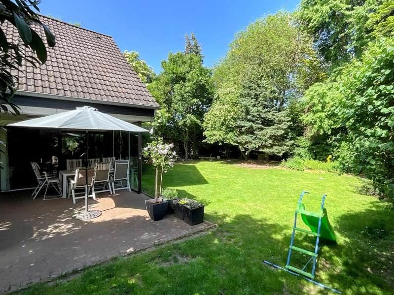 Thumbnail-Haus zum Kaufen in Braunschweig Stöckheim 779.000,00 € 184.25 m²