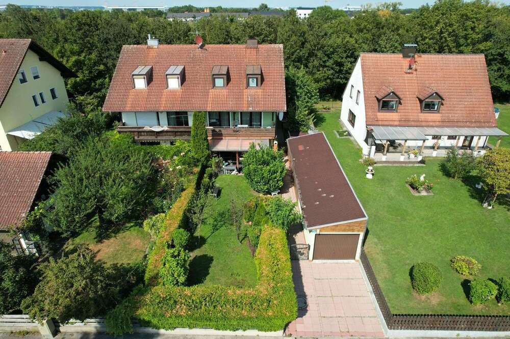 Thumbnail-Haus zum Kaufen in Hallbergmoos 935.000,00 € 165 m²