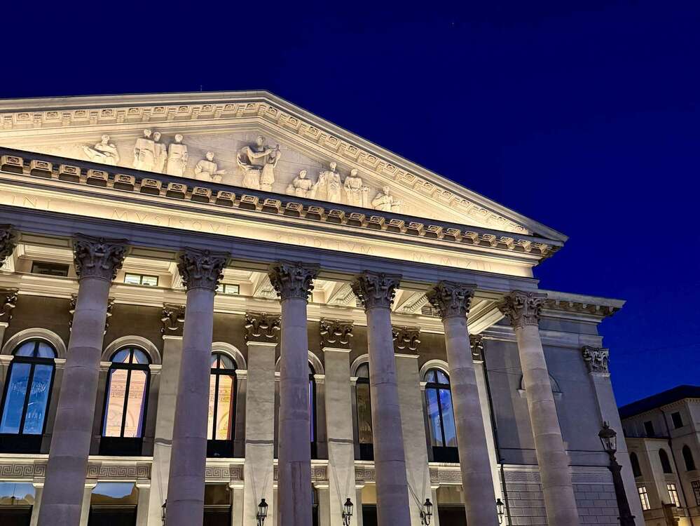 Thumbnail-Wohnung zum Kaufen in München 3.700.000,00 € 168 m²