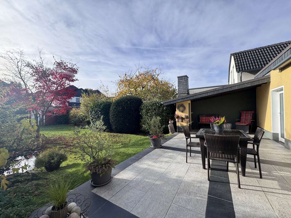 Thumbnail-Haus zum Kaufen in Hilden 495.000,00 € 131 m²