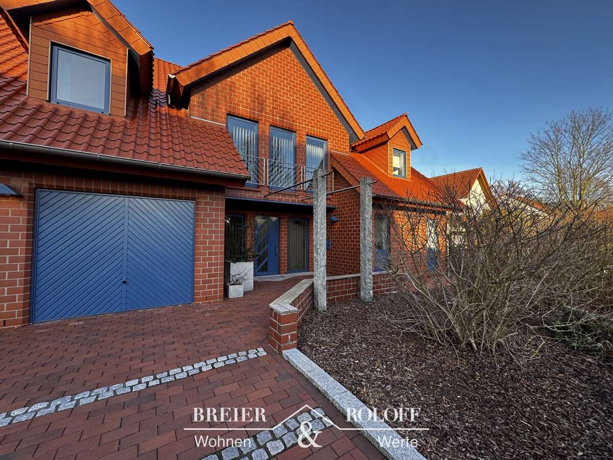 Thumbnail-Haus zum Kaufen in Stadthagen 669.000,00 € 211.39 m²