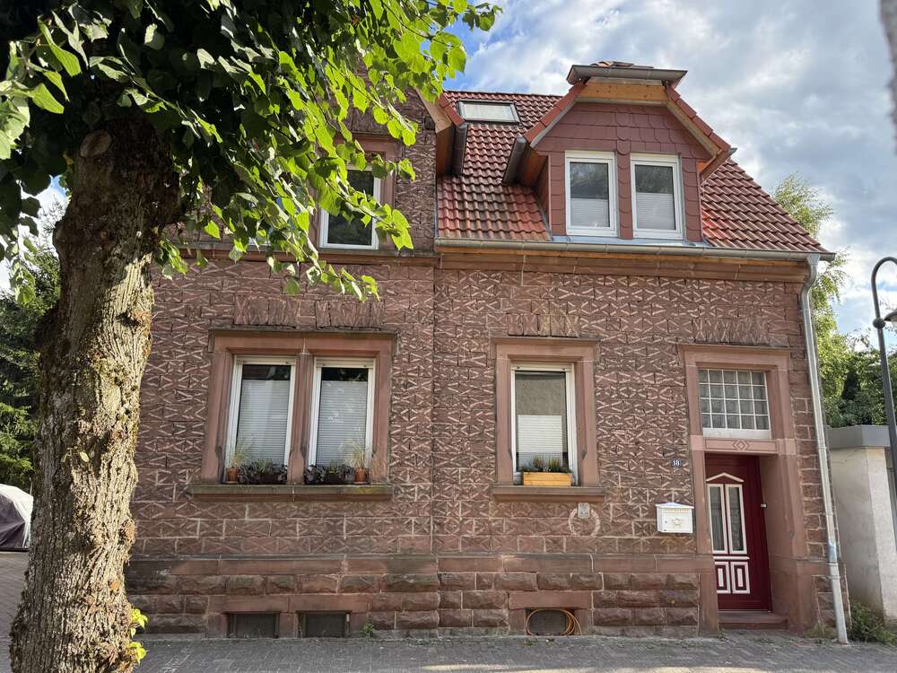 Thumbnail-Haus zum Kaufen in Waldfischbach-Burgalben 270.000,00 € 107 m²