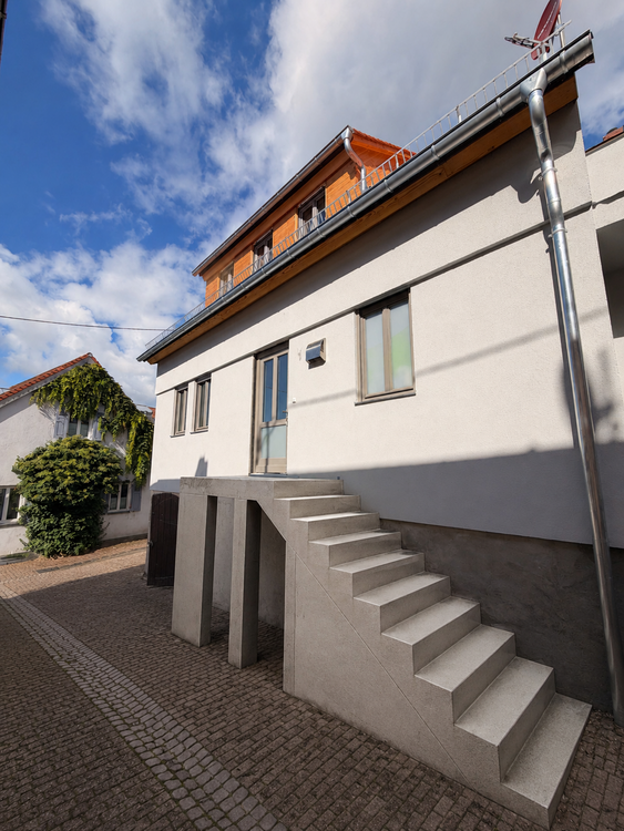 Thumbnail-Haus zum Mieten in Hofheim 2.200,00 € 127 m²