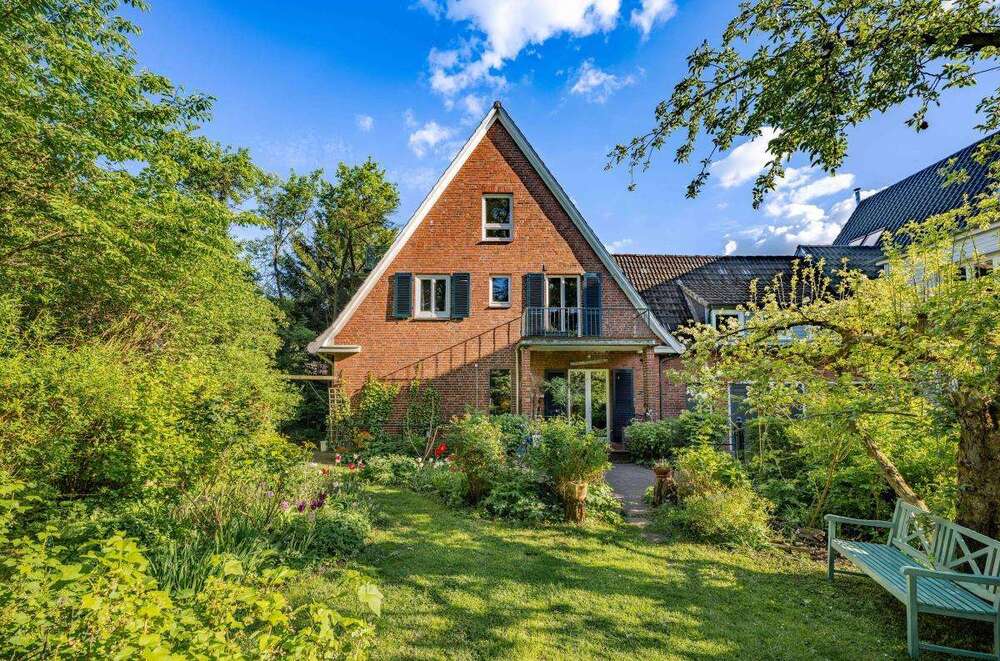 Thumbnail-Haus zum Kaufen in Hamburg 2.400.000,00 € 272 m²