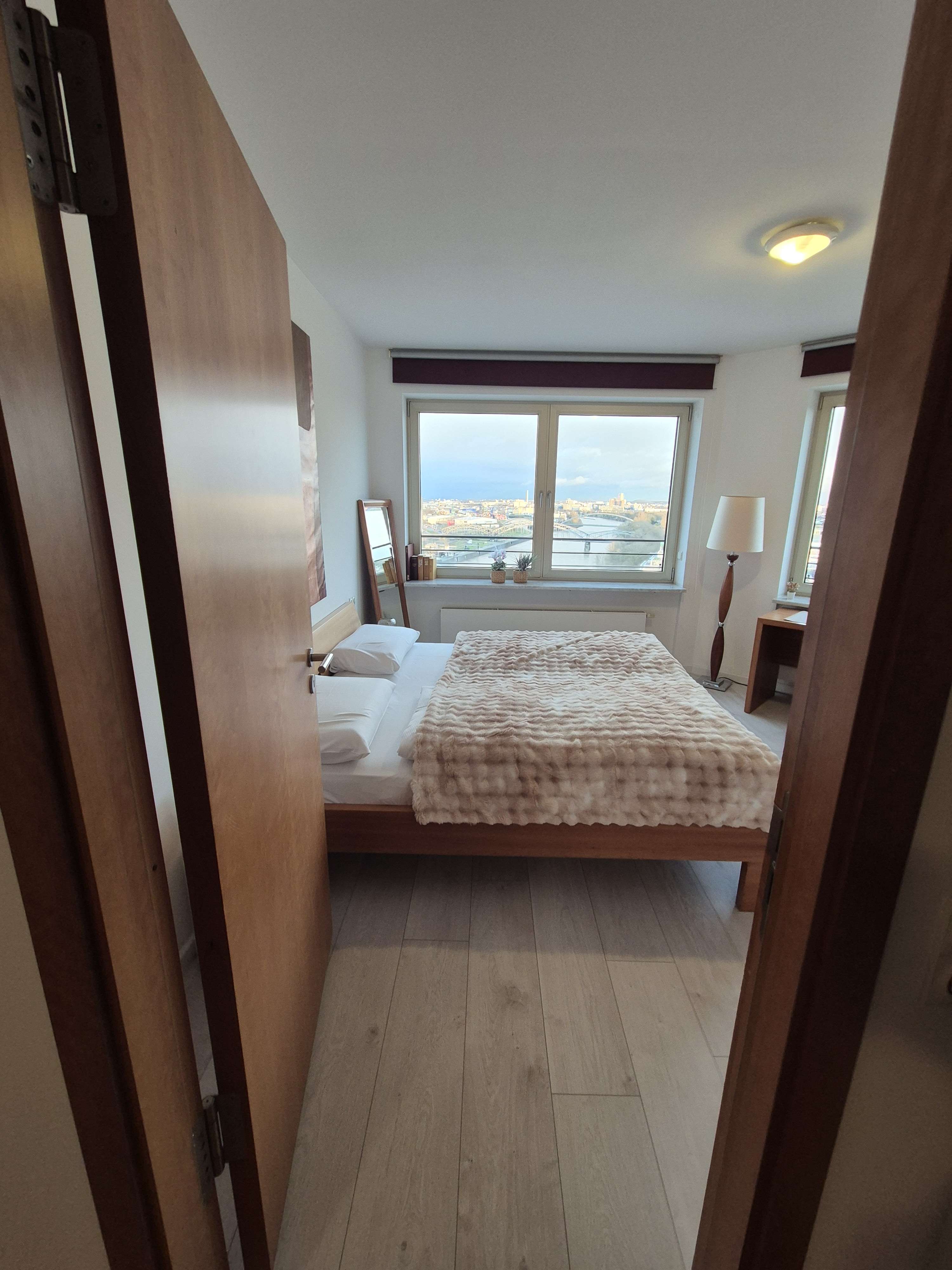 Thumbnail-Wohnung zum Mieten in Frankfurt am Main 2.200,00 € 54 m²