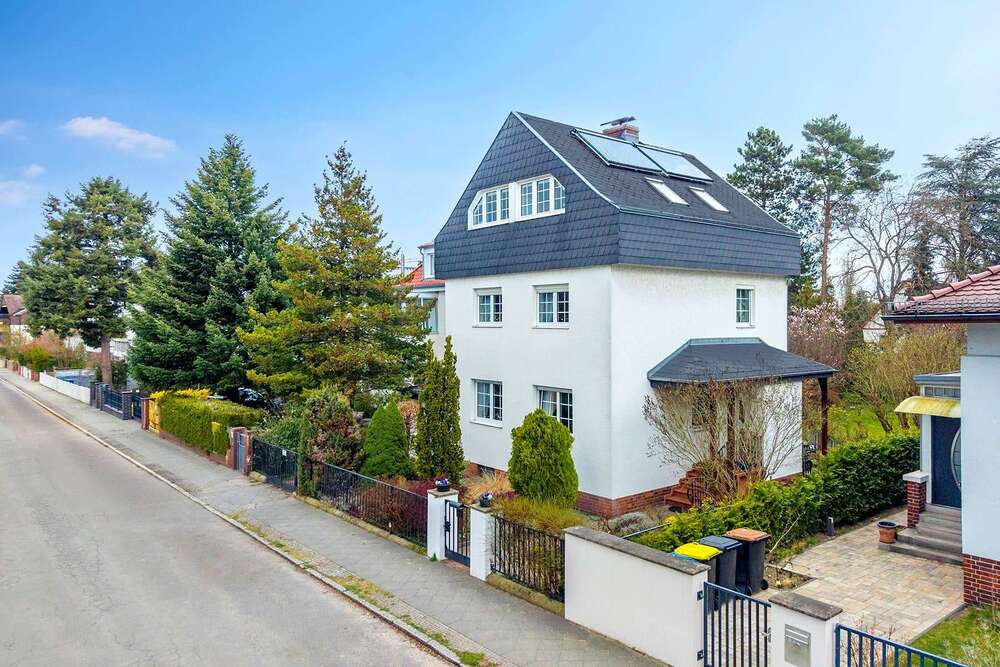 Thumbnail-Haus zum Kaufen in Berlin 899.000,00 € 152.17 m²