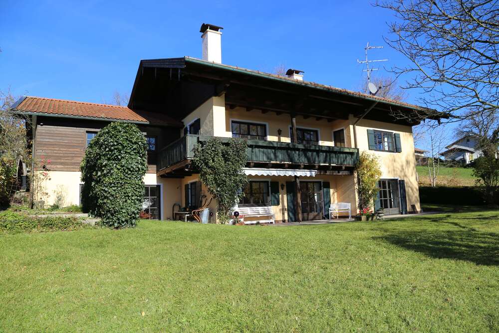 Thumbnail-Haus zum Kaufen in Roitham Seeon-Seebruck 1.250.000,00 € 290 m²