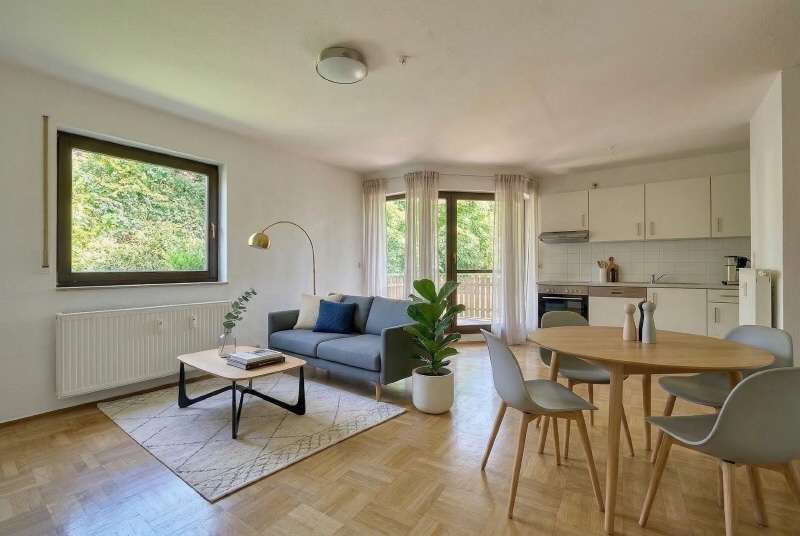 Thumbnail-Wohnung zum Kaufen in Glauchau 55.000,00 € 50.55 m²