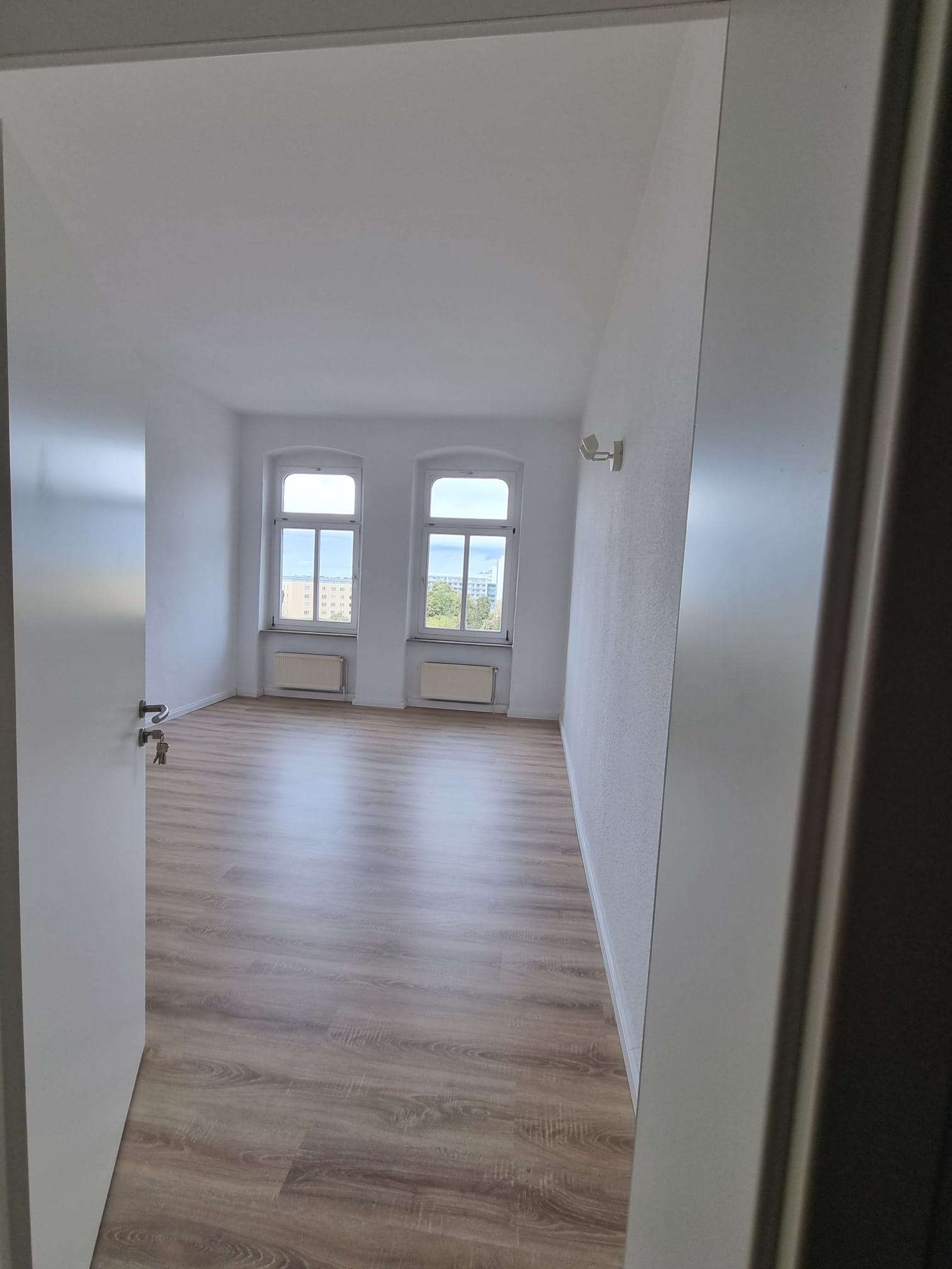 Thumbnail-Wohnung zum Mieten in Halle (Saale) 290,00 € 40 m²