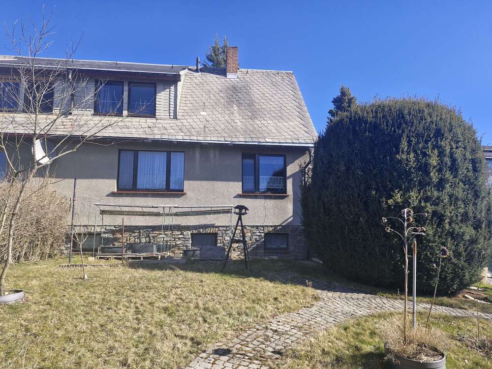 Thumbnail-Haus zum Kaufen in Lauter-Bernsbach 140.000,00 € 152 m²