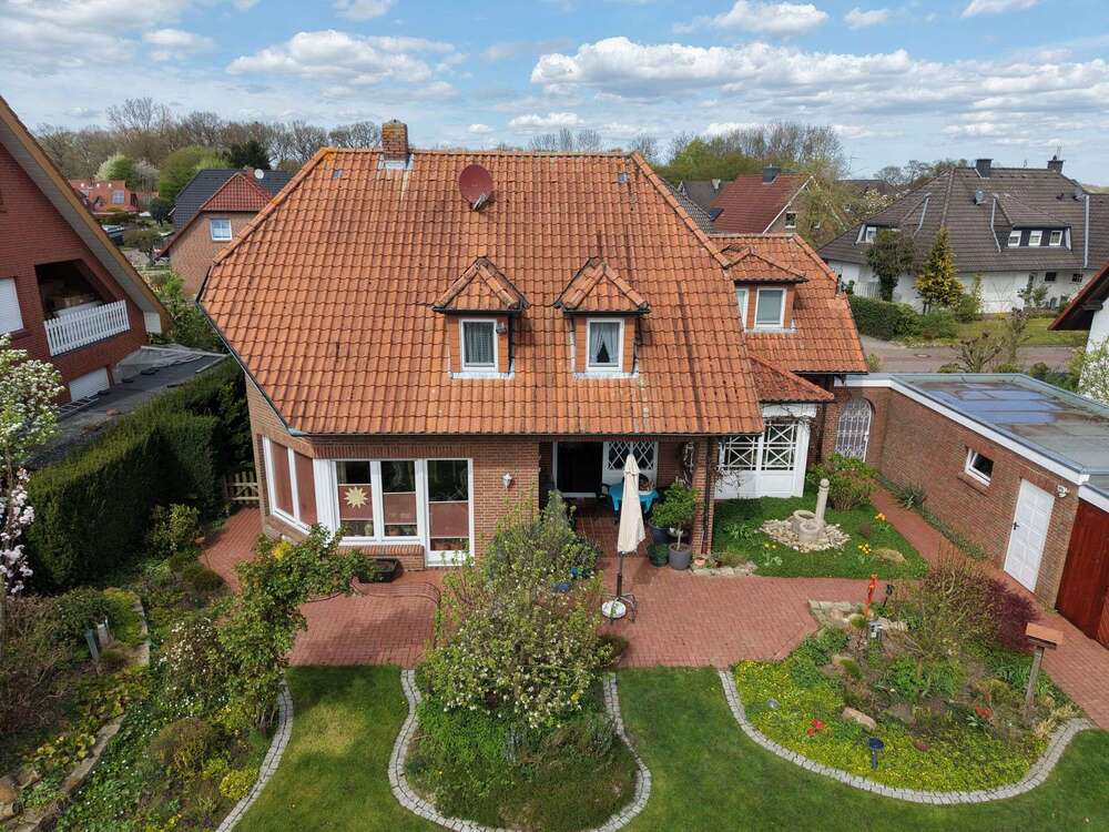 Thumbnail-Haus zum Kaufen in Cappeln (Oldenburg) 369.000,00 € 150.3 m²